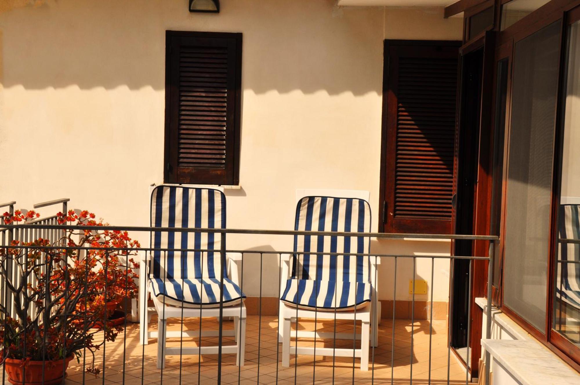 Villa Laura Sea View Apartments Santa Maria di Castellabate Quarto foto